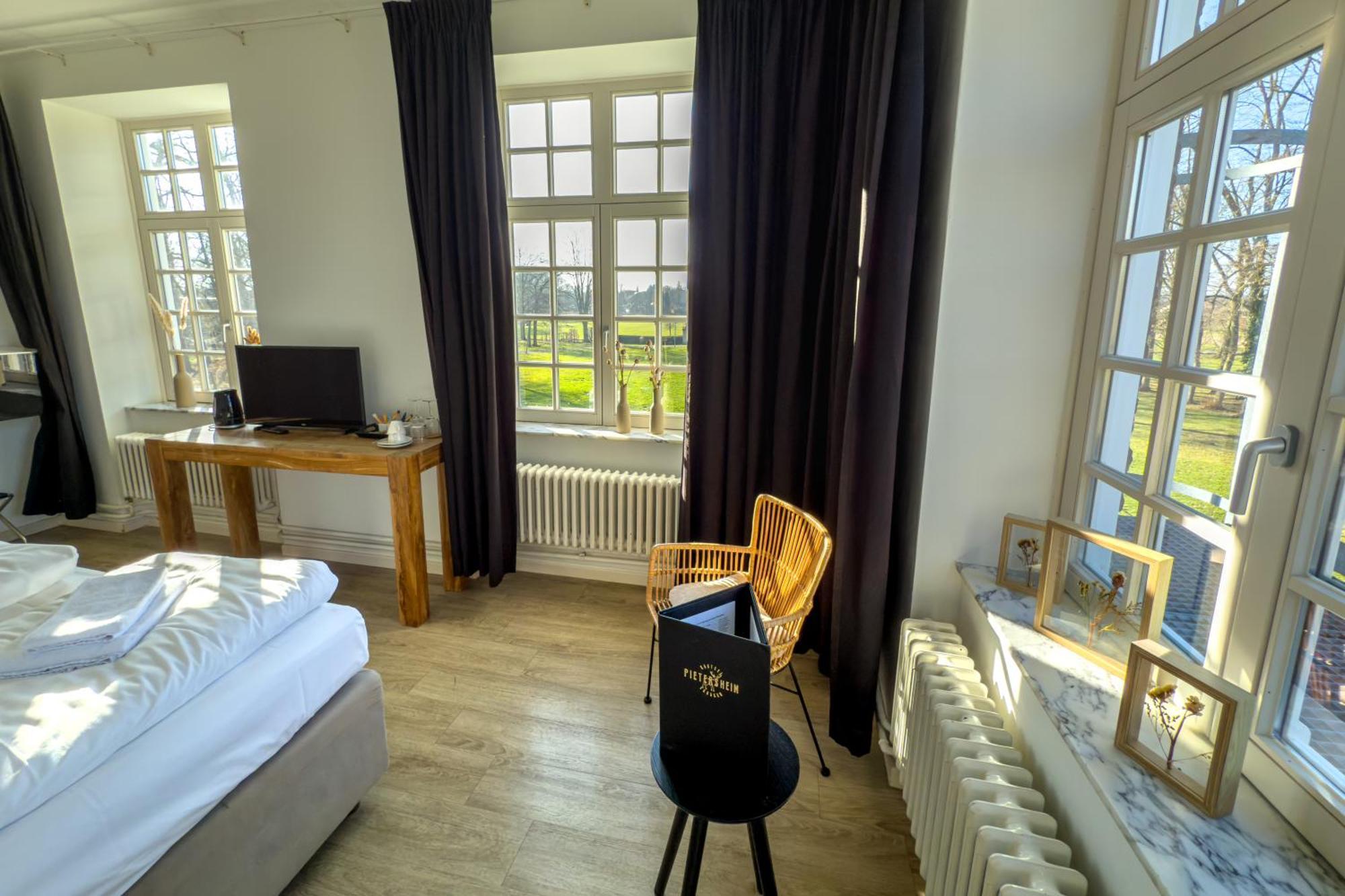 Kasteel Pietersheim Maastricht - Lanaken Hotel Екстериор снимка