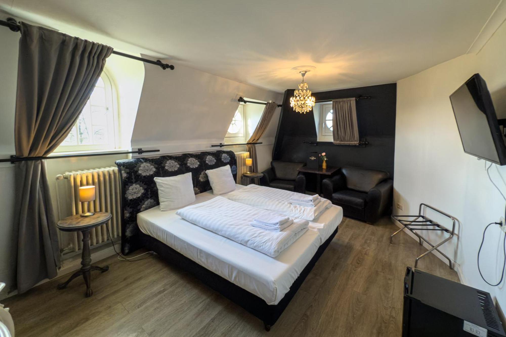 Kasteel Pietersheim Maastricht - Lanaken Hotel Екстериор снимка