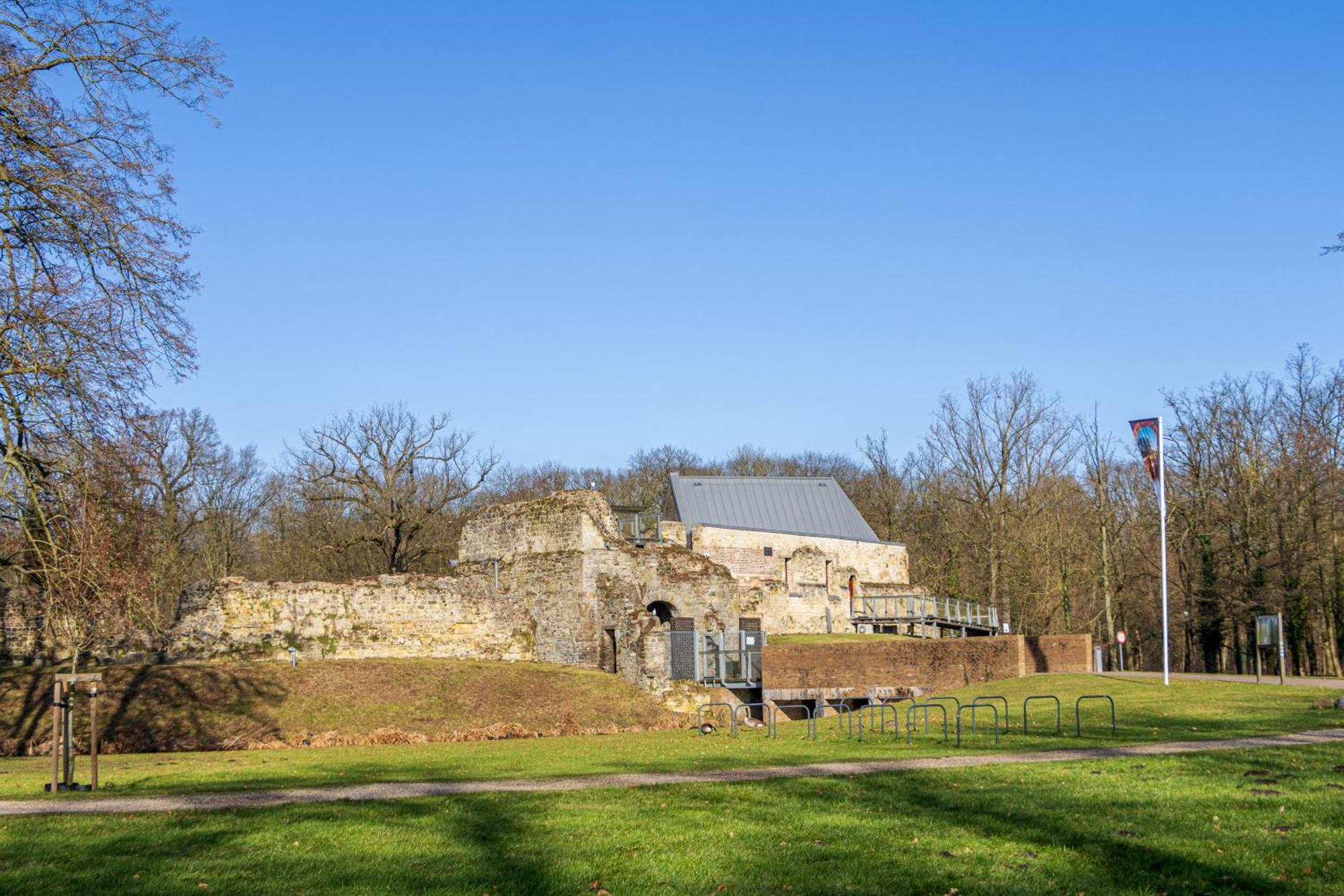 Kasteel Pietersheim Maastricht - Lanaken Hotel Екстериор снимка